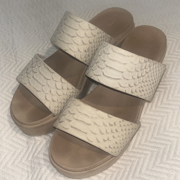 J/slides NYC Platform Sandals size 7 - Picture 1 of 6